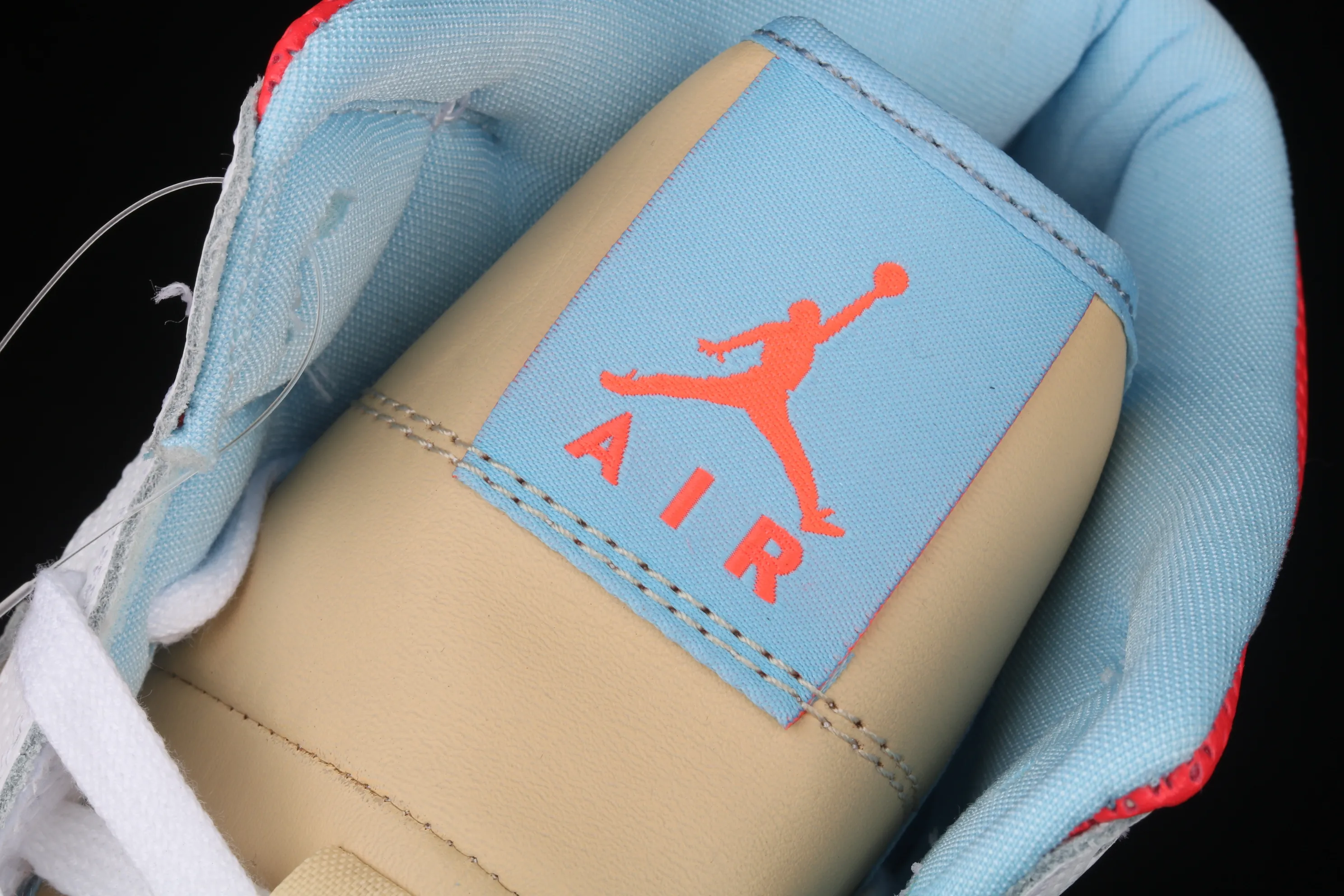 All Categories Air Jordan Jordan Series Basketball Shoes Air Jordan 1 Mid Air Jordan 1 Mid SE AJ1 Joe 1 Sesame Color China Basketball Shoes CZ0774-200